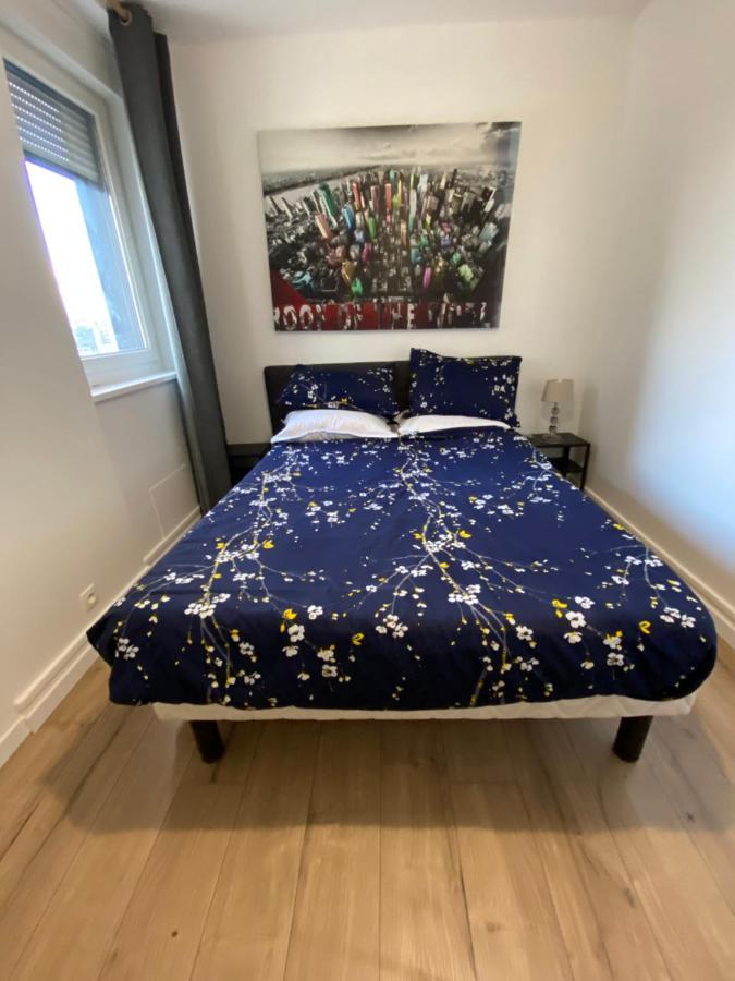 Studio Courbevoie Paris Buitenkant foto