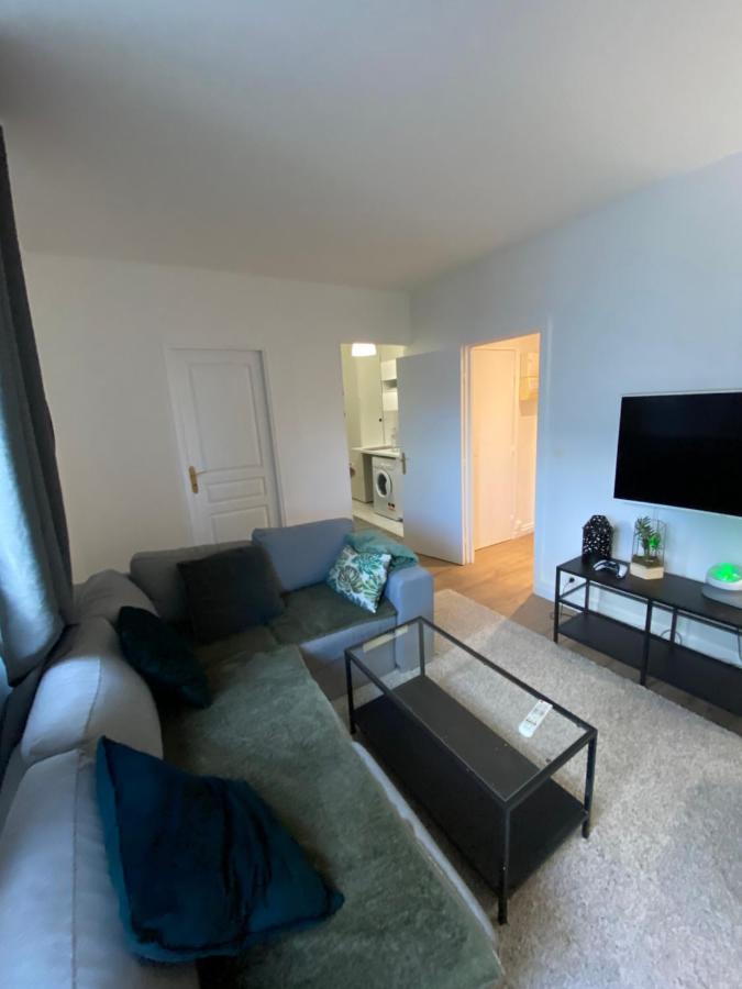 Studio Courbevoie Paris Buitenkant foto